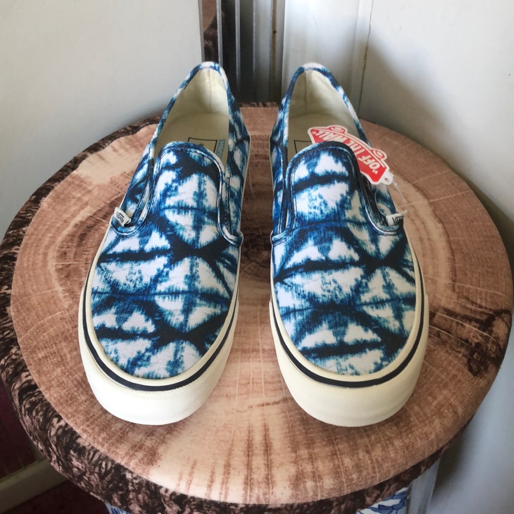 New Authentic Vans Women’s Shoes